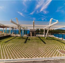 Luxury 7 Bedroom Dubrovnik Beachfront Villa with Infinity Pool, Sleeps 14